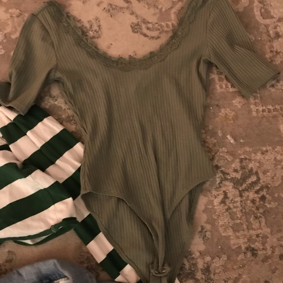 Brandy clothing bundle for sale! 💚💙 - Picture 5 of 5